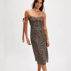 Printed Got Glam Leopard Print Mesh Sleeveless Slip Midi Dress